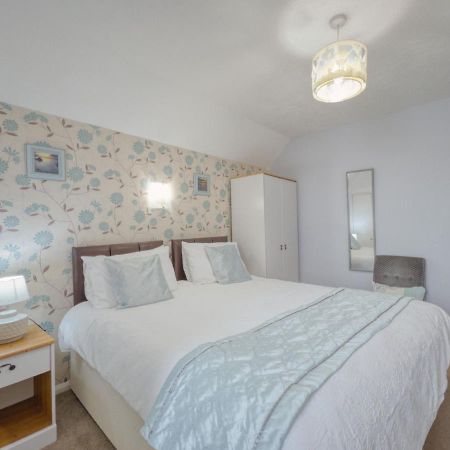 Apartment 7 - 1 Bedroom Sea Front Location - Step Free Access From Rear - Free Parking Paignton Exteriör bild